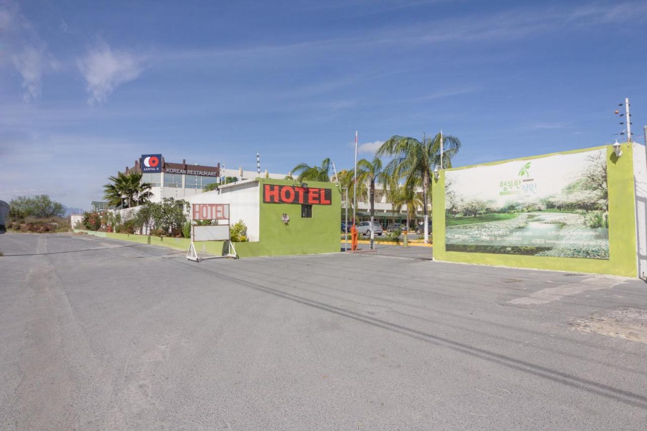 Ecohabit, Monterrey Hotel Apodaca Ngoại thất bức ảnh