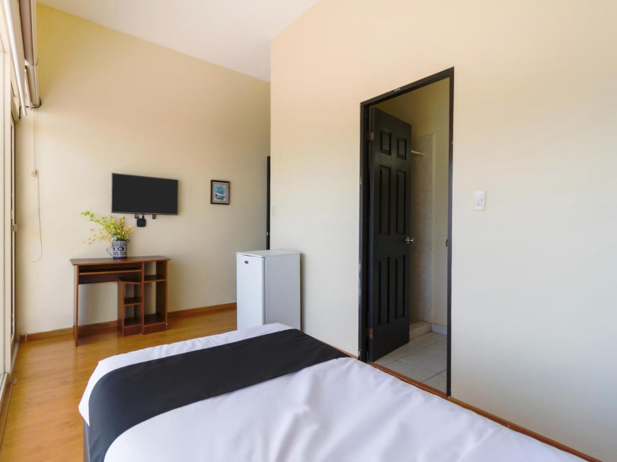 Ecohabit, Monterrey Hotel Apodaca Ngoại thất bức ảnh